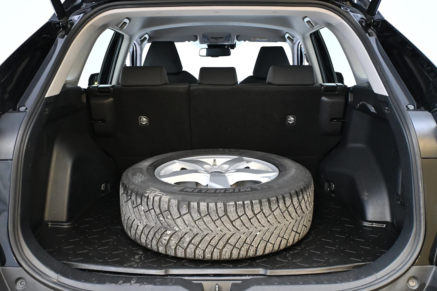 Car Image - 61YEtNx5Mond0WUjTs8CzE