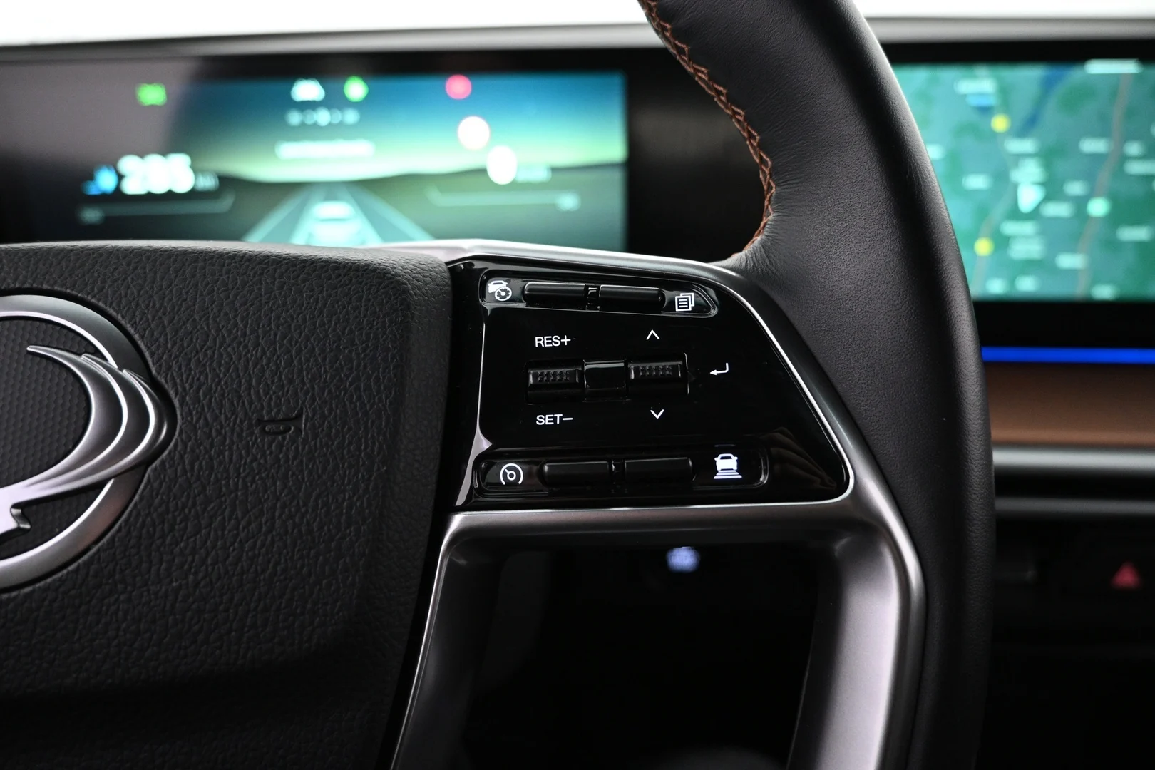 Car Image - 7grHU7j8E1Ce3WXi4oXXHw