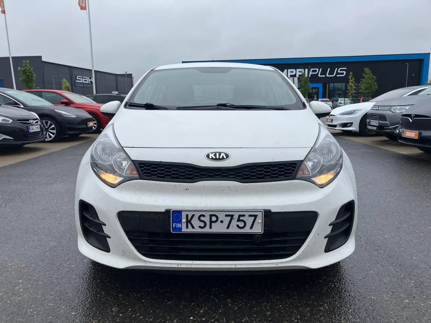 Car Image - 3Ws4biXW4TxVkA1rdyf7dW