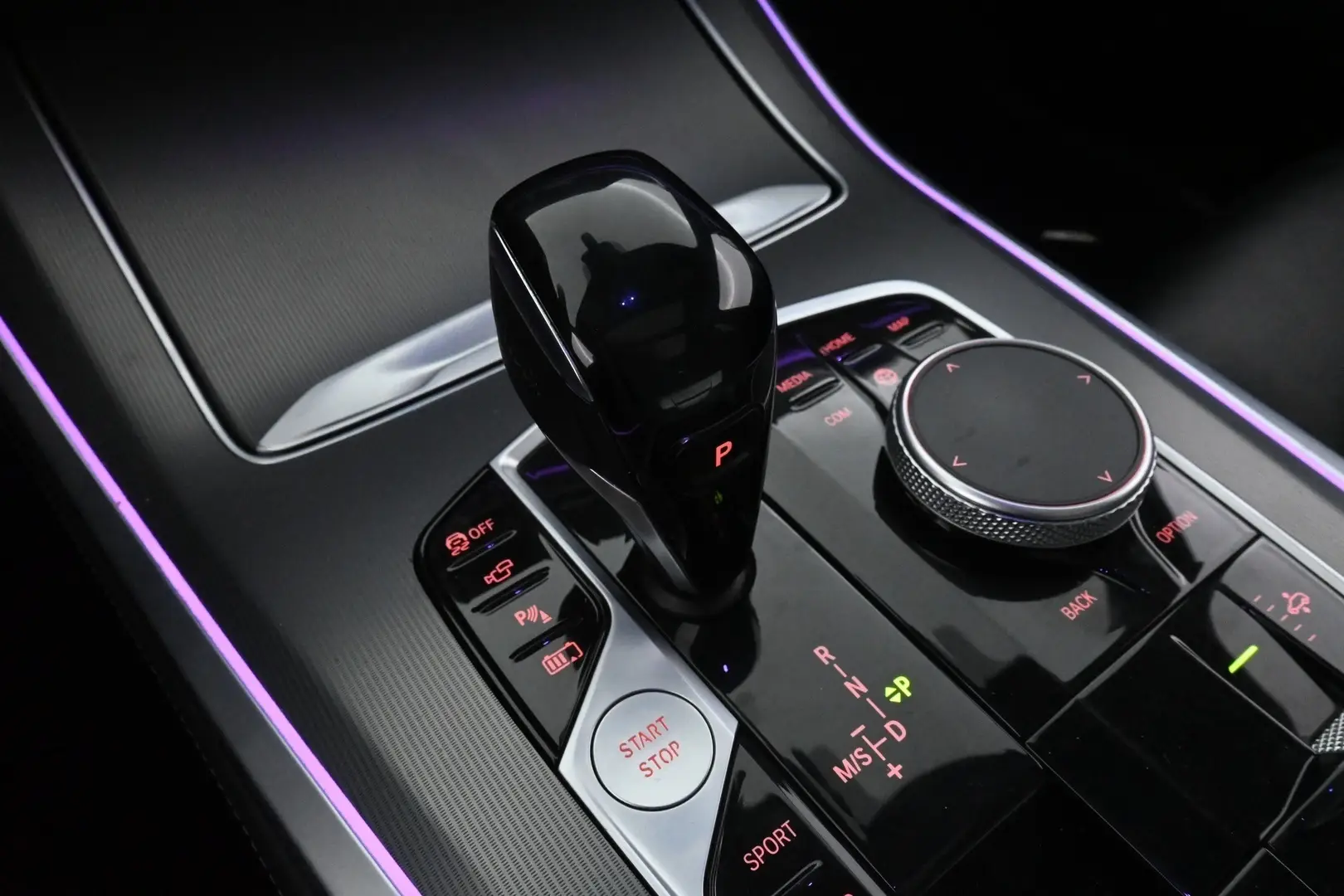 Car Image - Sv62XHijIJm7wCdT6iU6F