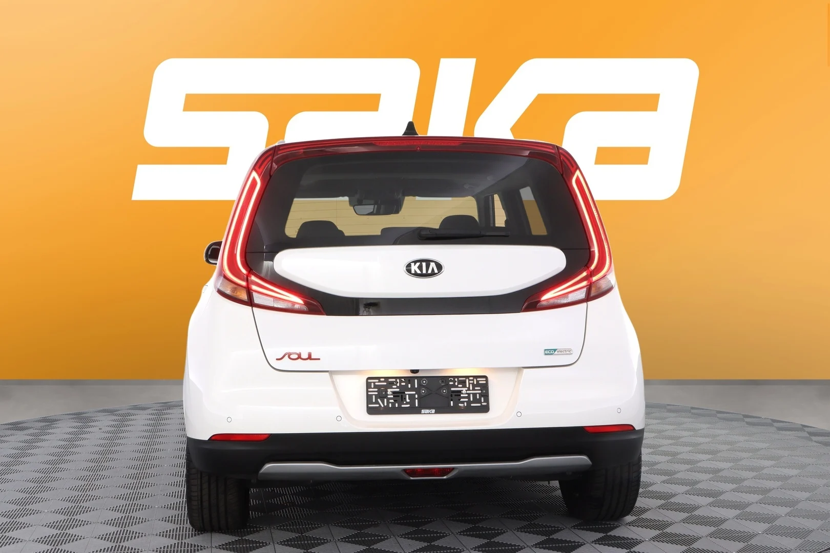 Car Image - 3BnMGAGScN5WFk4l8gI5ON