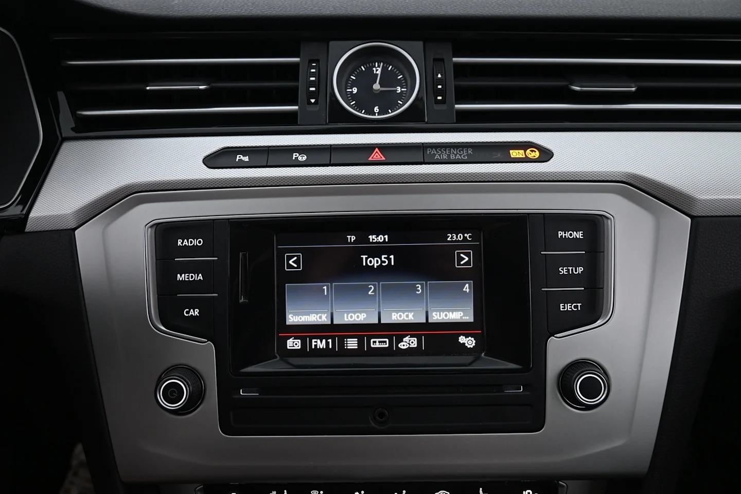 Car Image - 5Lk8D5xxhj55Hk9PhJi8Sb
