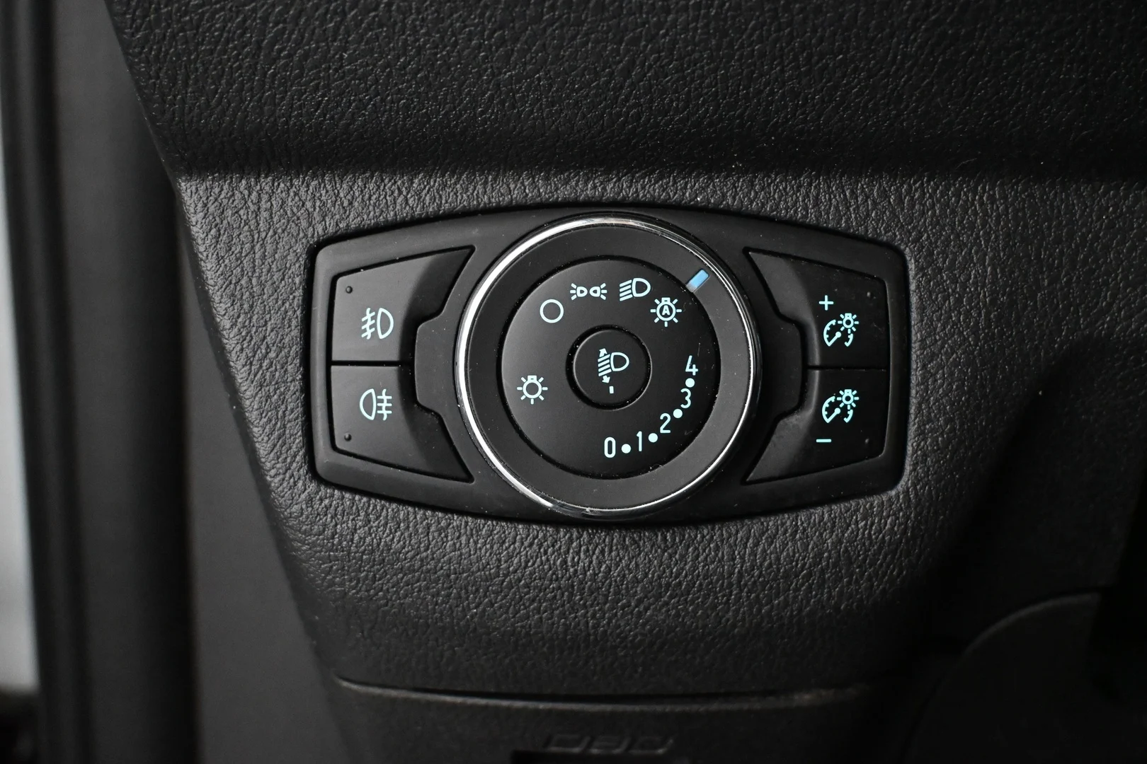 Car Image - 6KxalyBItlSAPLTdNklIiP