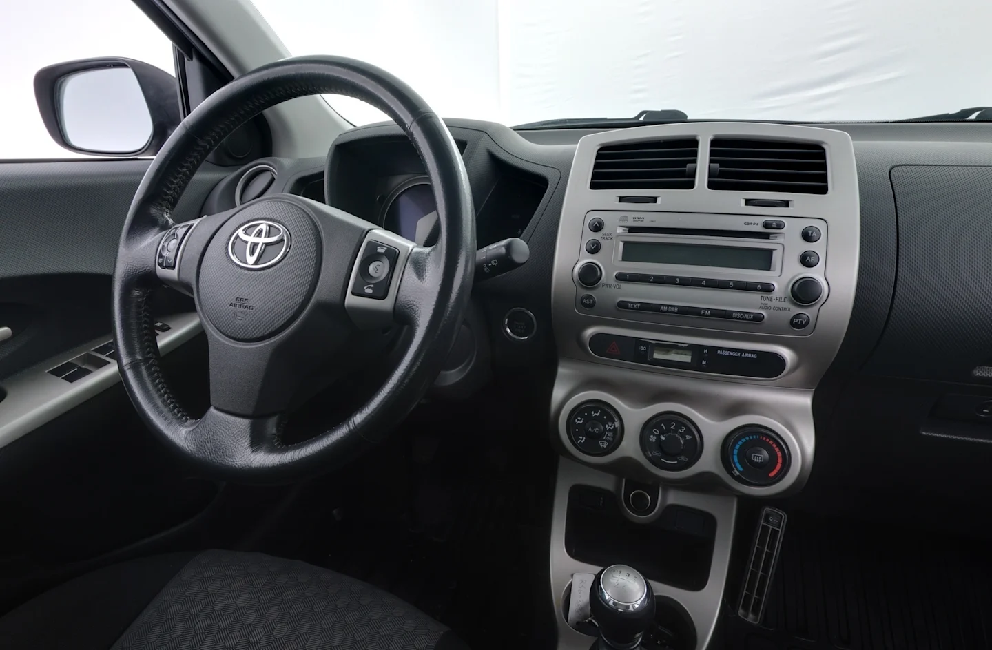 Car Image - 1PI52bHJ8EJa7rgqWoxKbf
