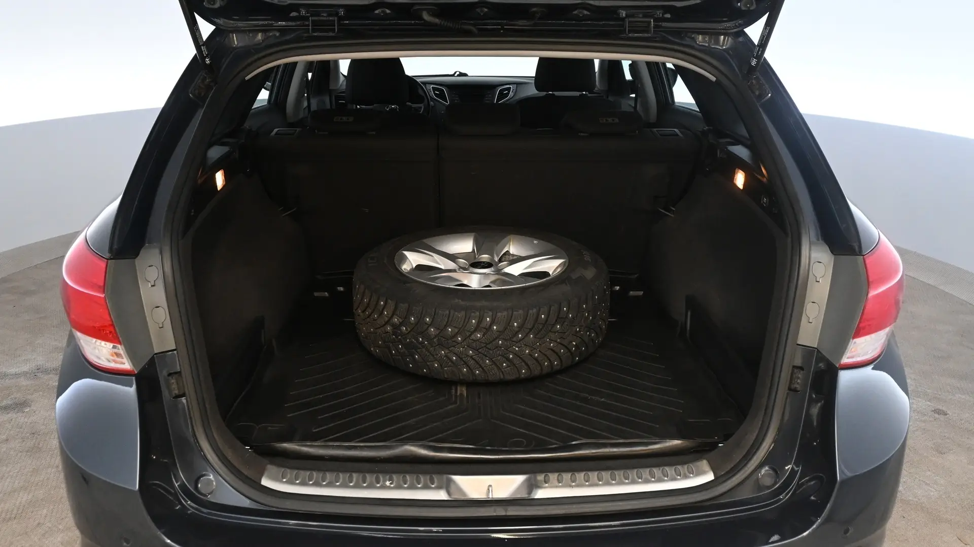 Car Image - 4jtwP0j0pJrJZrlOS2t3J
