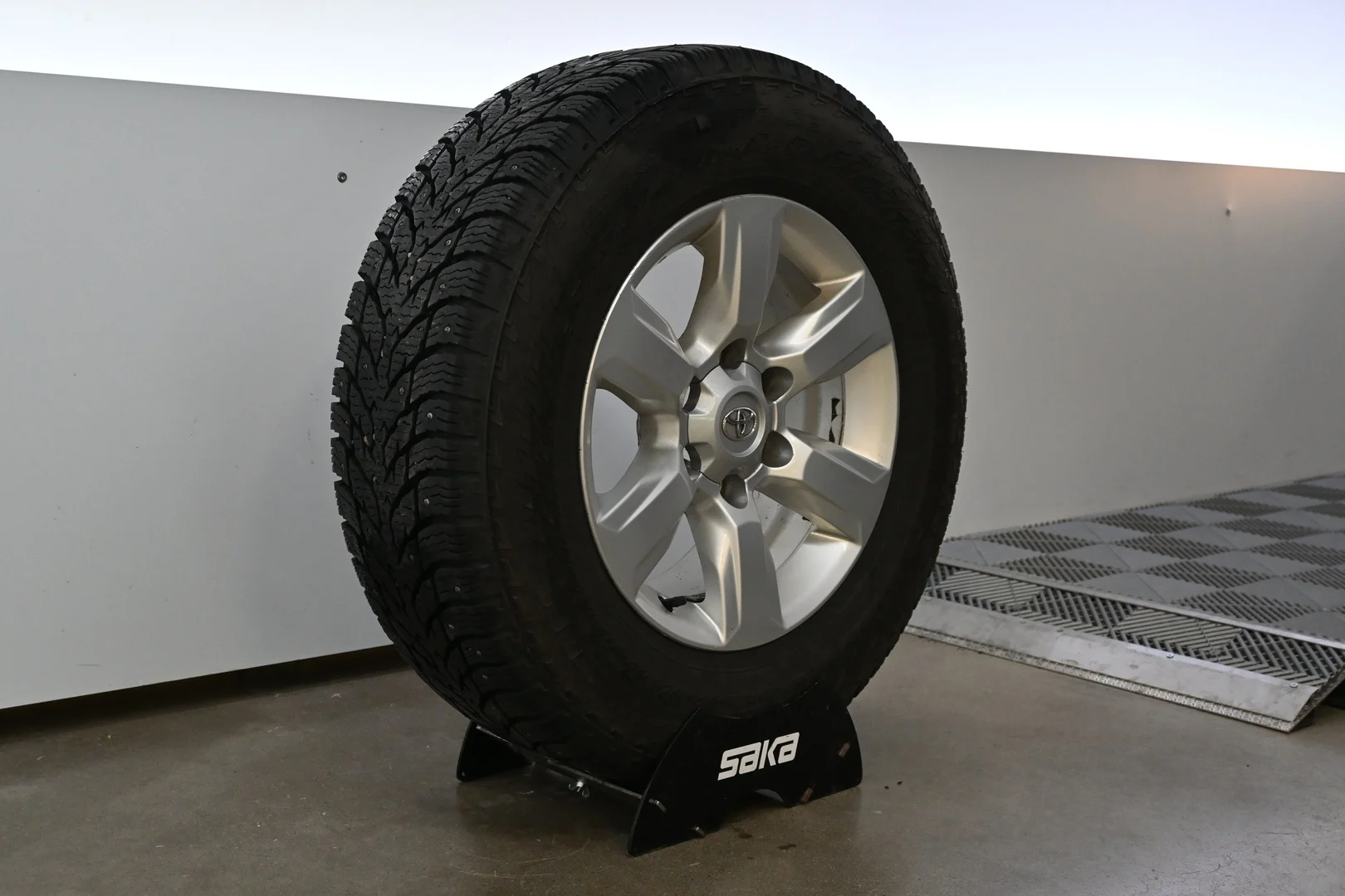 Car Image - 6xU9797PL0iPzXuhZjrfFP