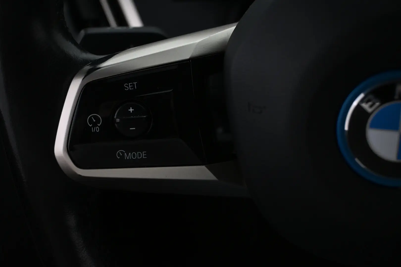 Car Image - 4OgSVNGUK6570mB9iSJx8p