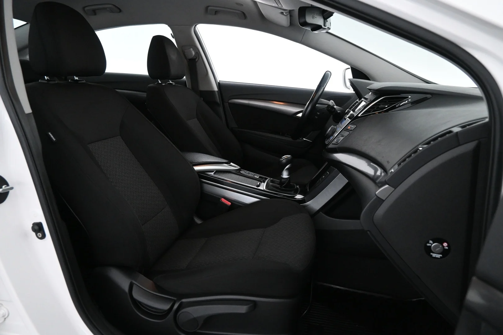 Car Image - 2GjiMfYqte9XClufYUUu5e