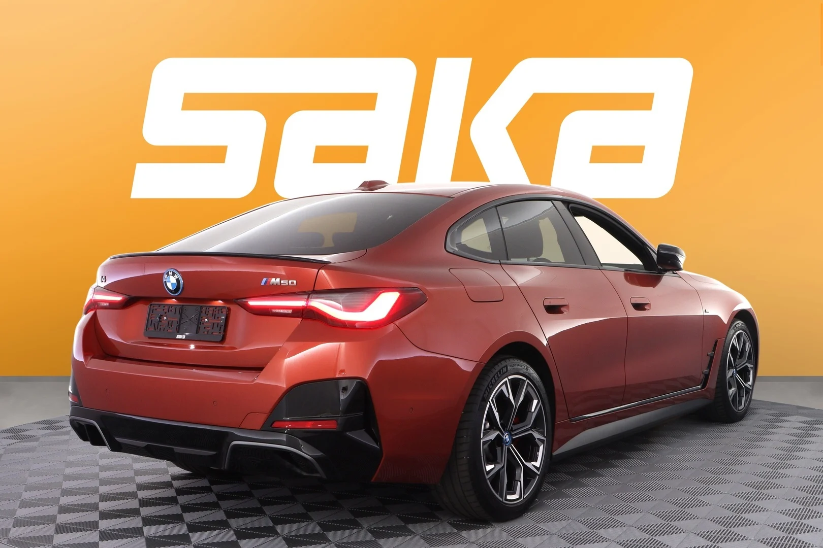 Car Image - 61eHxuPP1l01QM7WCz0fjB