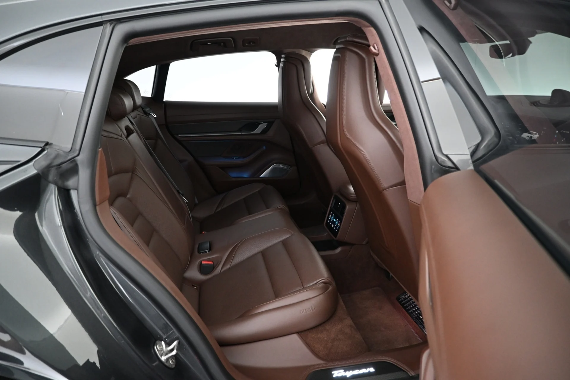 Car Image - 4kQ3uudvTj8uRFMlnVYKSc