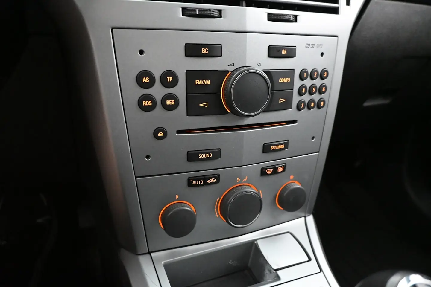 Car Image - 4DIHXRmKdXwT7VFAtHdJVA