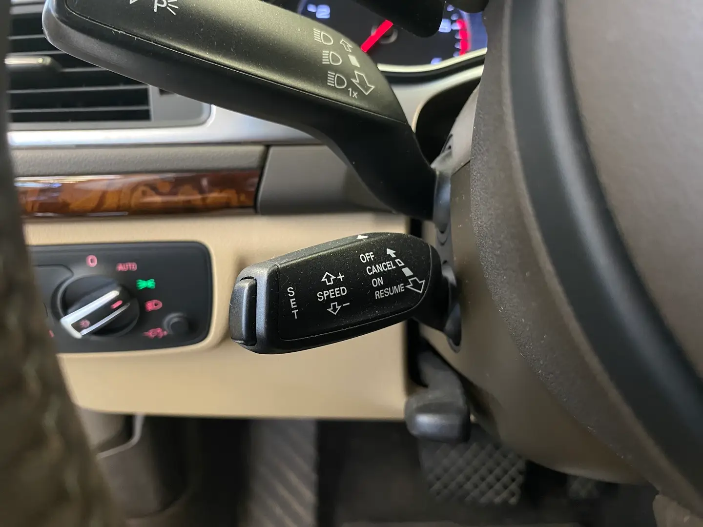 Car Image - 7Gj14O4VX36msYuf3JEw6K