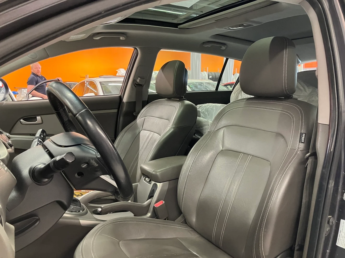 Car Image - 3BGrgTHva7W7Ofi3wbLZDO