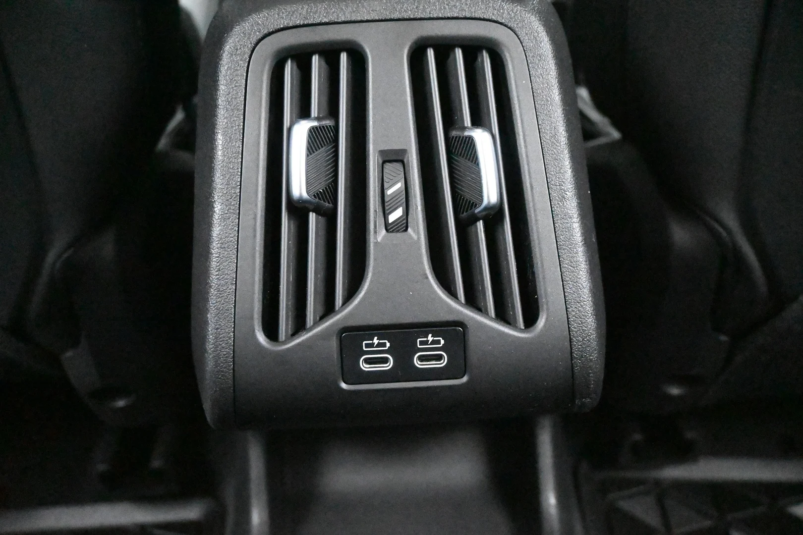 Car Image - 7bk4oTvp6eH3MgJbiqWiLa