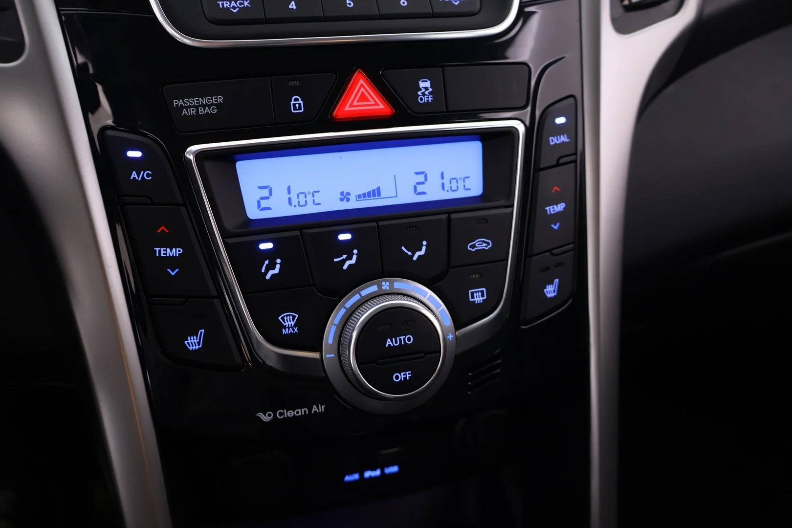 Car Image - 30odsjtnbaUP4QxJWDee3z