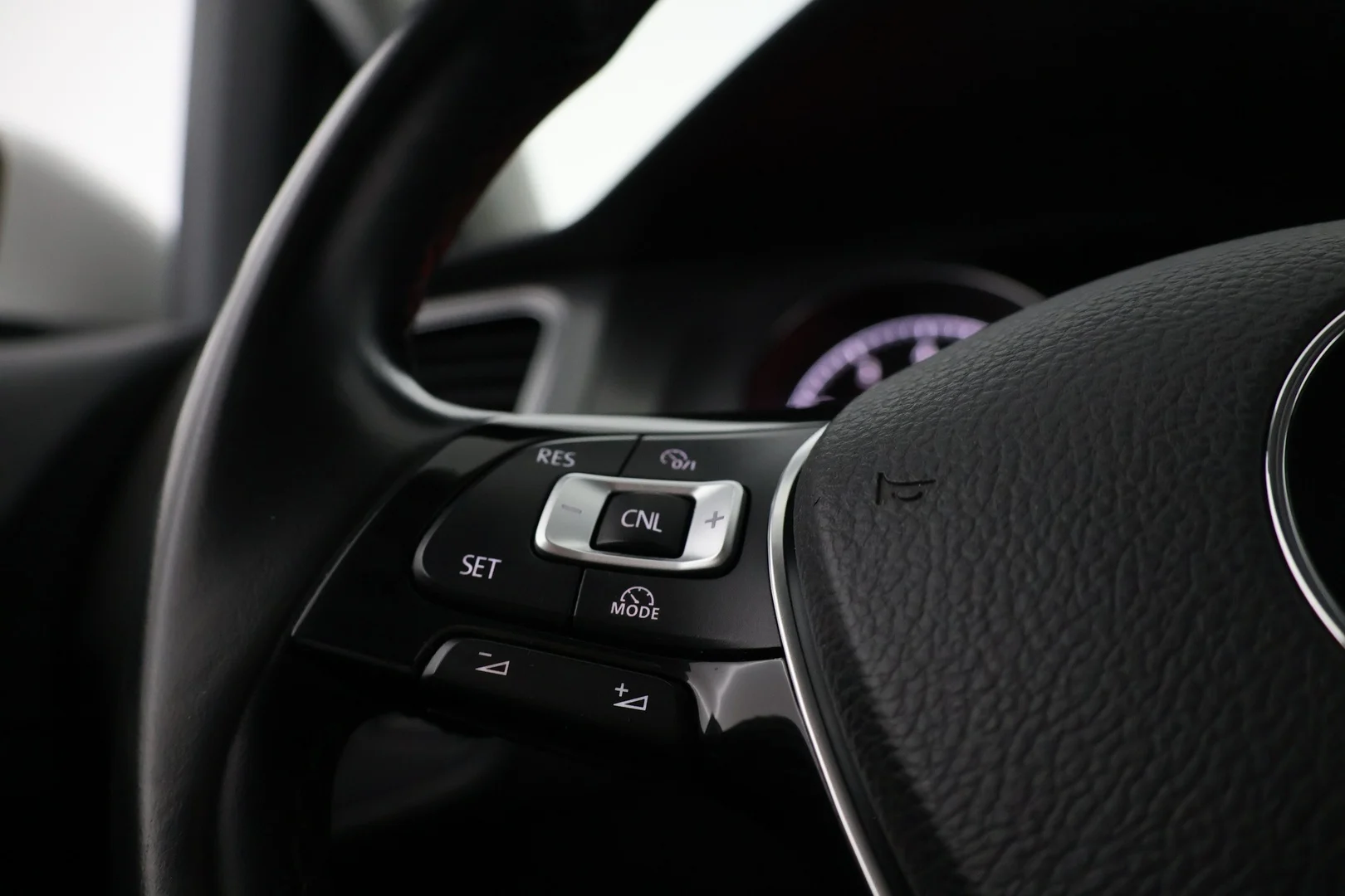 Car Image - 62QV5Zrvop6xc80x4ADTMF