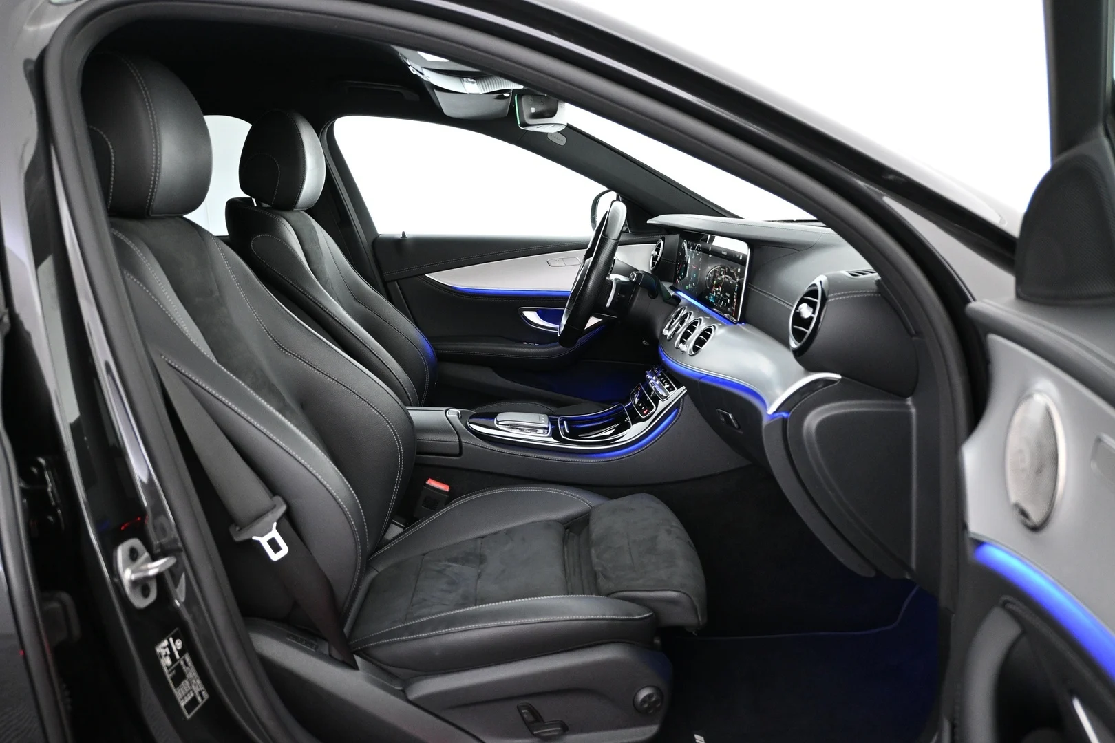 Car Image - 2mMCP9zsi0rx0LpjmGmlSh