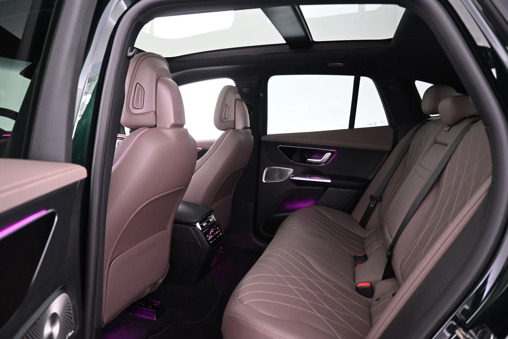 Car Image - 6CukkdP3H6cpVkelE3ascs
