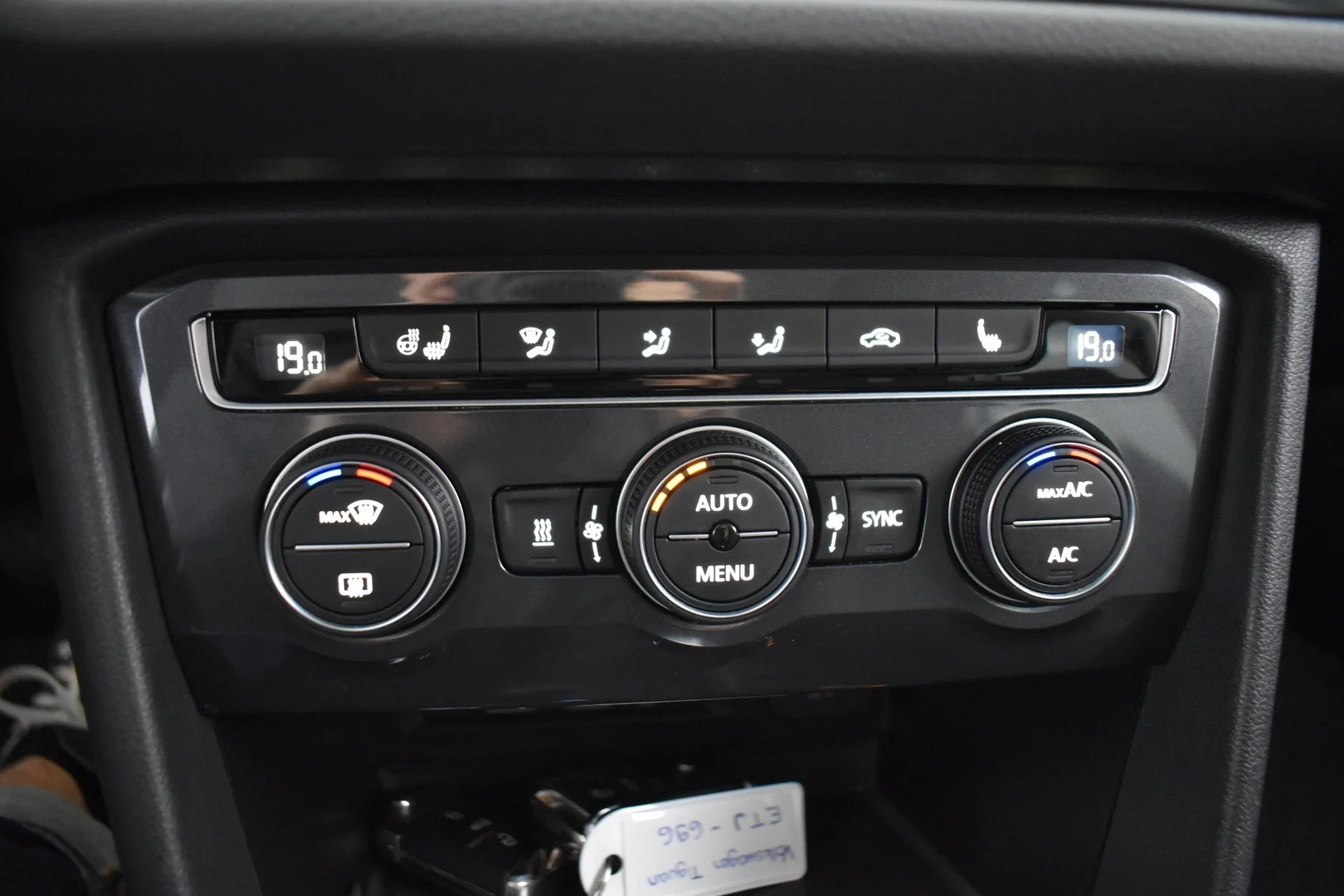 Car Image - 3jR8K6SW5rgGjlHZPwtBFL