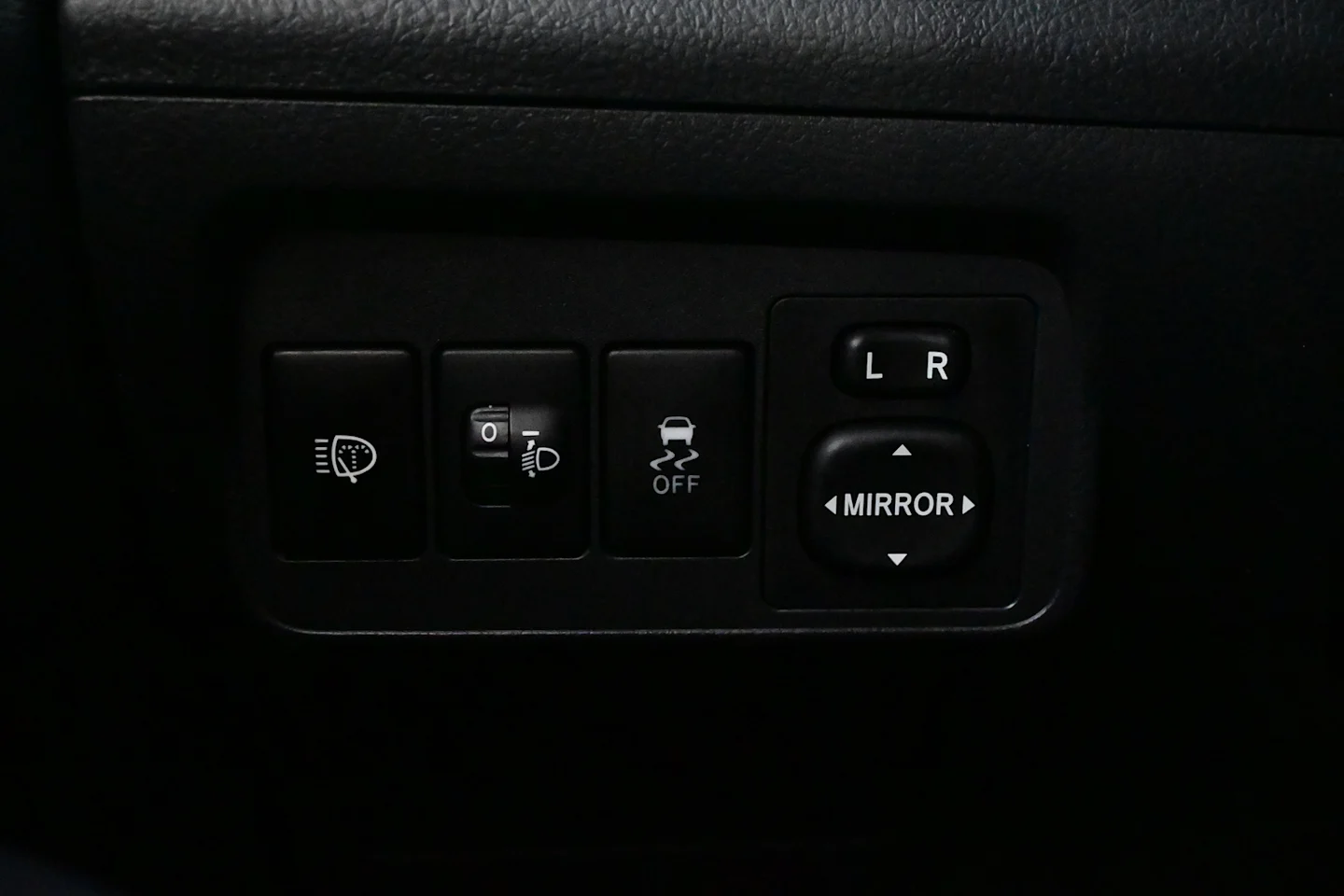 Car Image - 4LaF5f4GNCFDdsO7KHZfKJ
