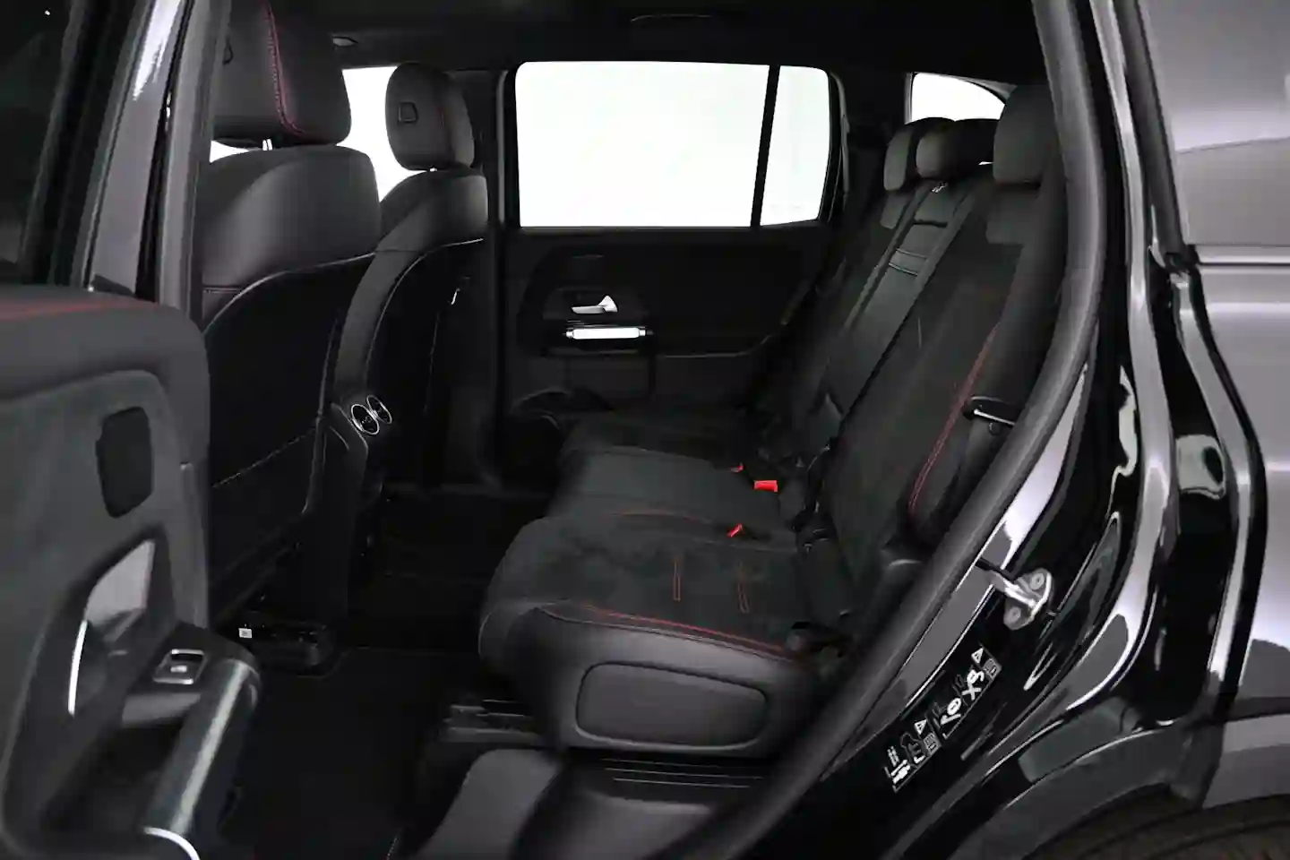 Car Image - mUAtiZxVe7UanAkErpDUX