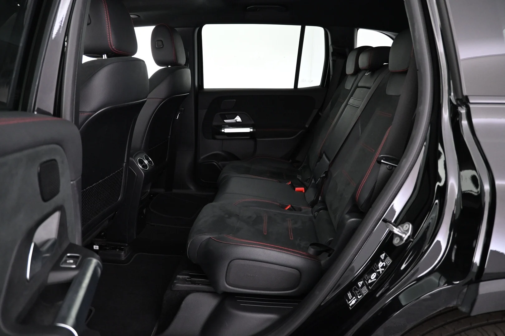 Car Image - mUAtiZxVe7UanAkErpDUX