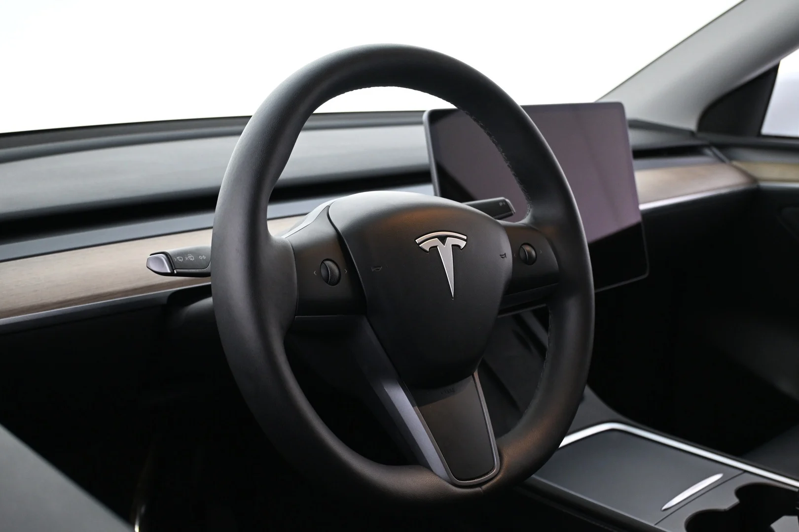 Car Image - 7kG3th3ieoHuUtHv0vzMOk