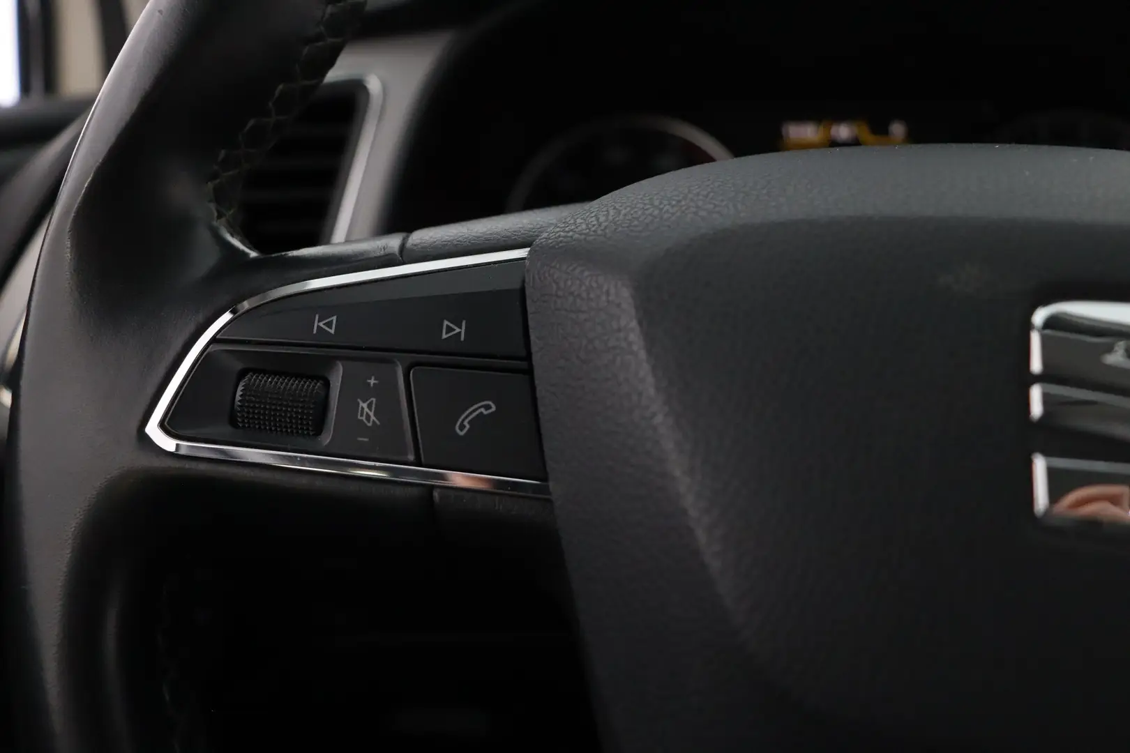 Car Image - 5cY82sDcFQuFPFrjIyVrIg