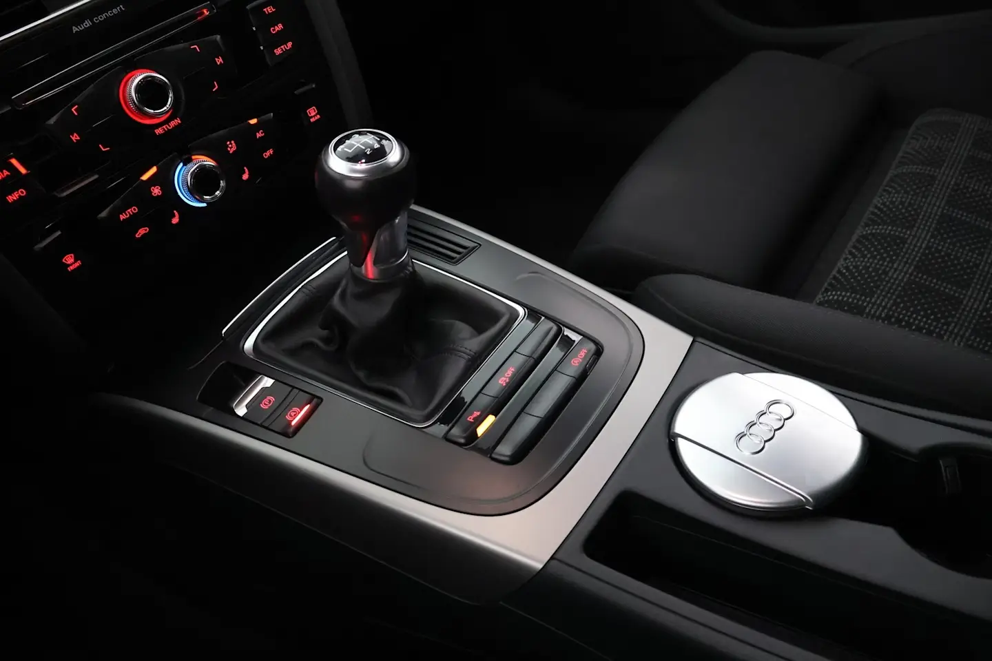 Car Image - 7HzJIOJfSh5kYWFG3XE5Kp