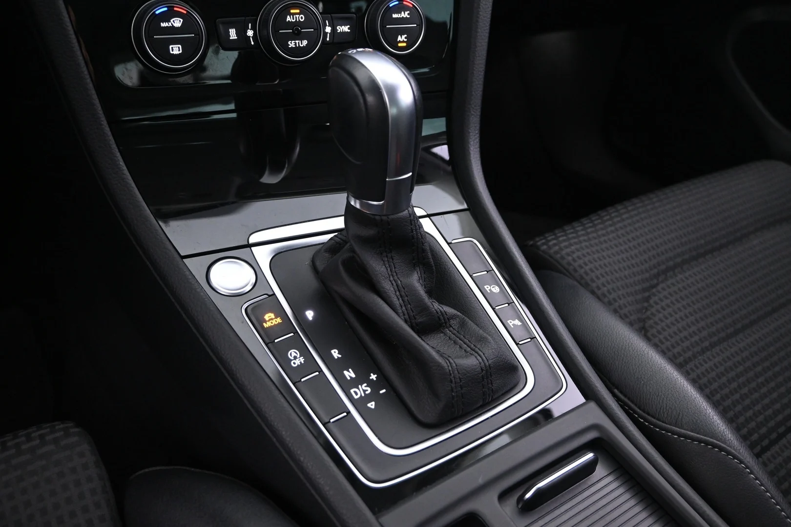 Car Image - 1KFUbP4SBkyEaAkqhEjVrG