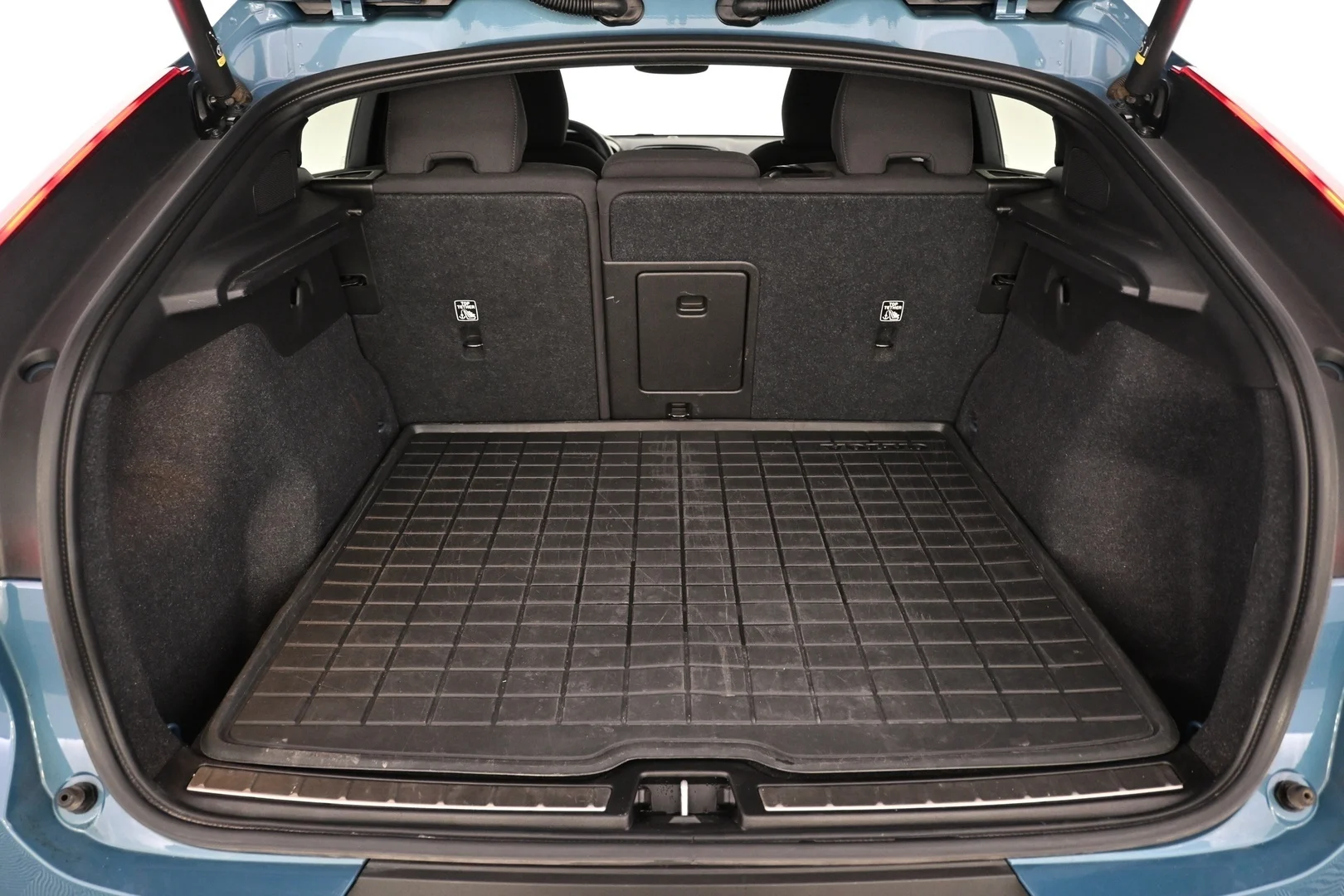 Car Image - xG4PUqfnUjIDeuW6HQeOh