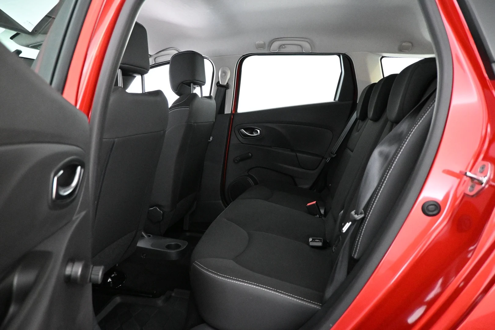 Car Image - 3DyDAn1jRCwSxbebKgs7RX