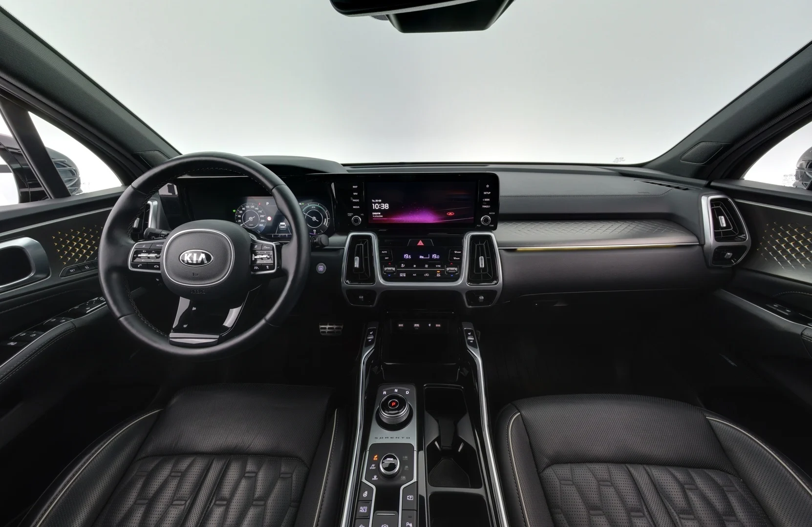 Car Image - 7KmnnMcMhBcYdsZU7K69Cj