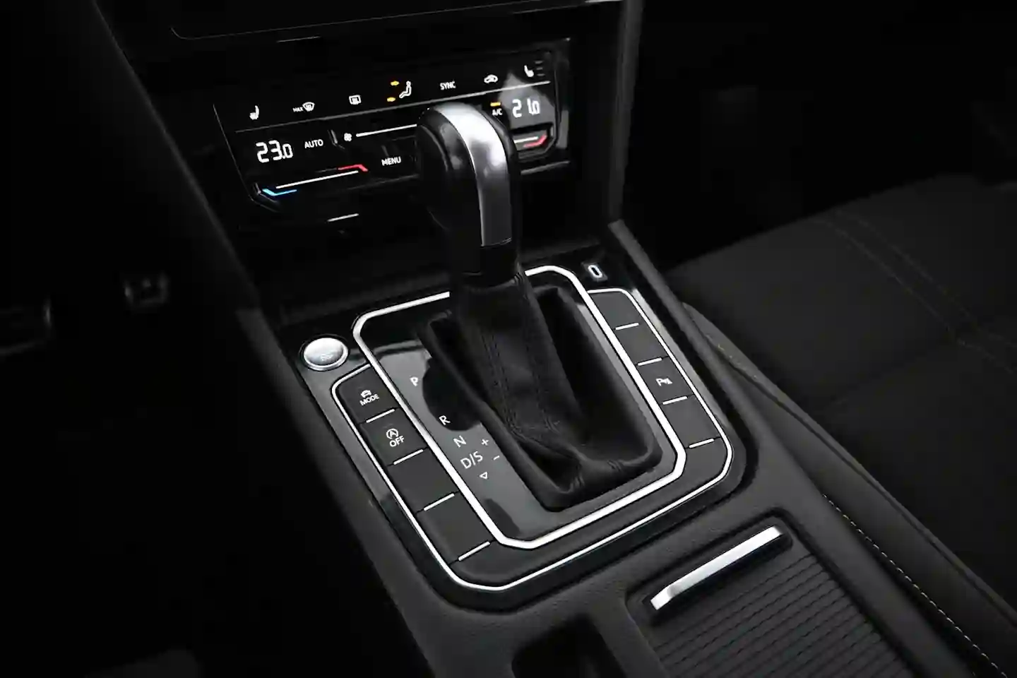 Car Image - 2JTnEZYd6C6Beq0T0ynYla