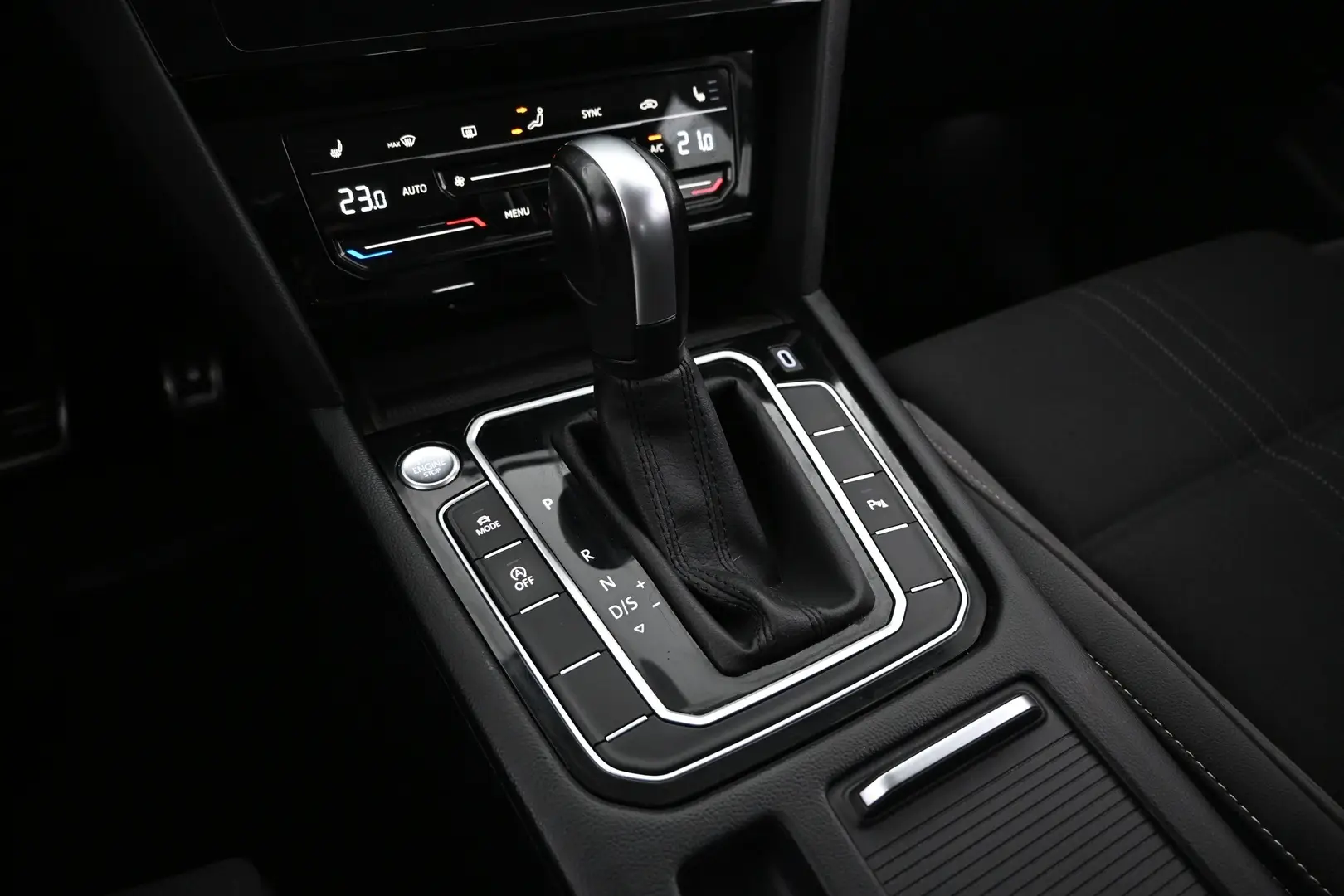 Car Image - 2JTnEZYd6C6Beq0T0ynYla