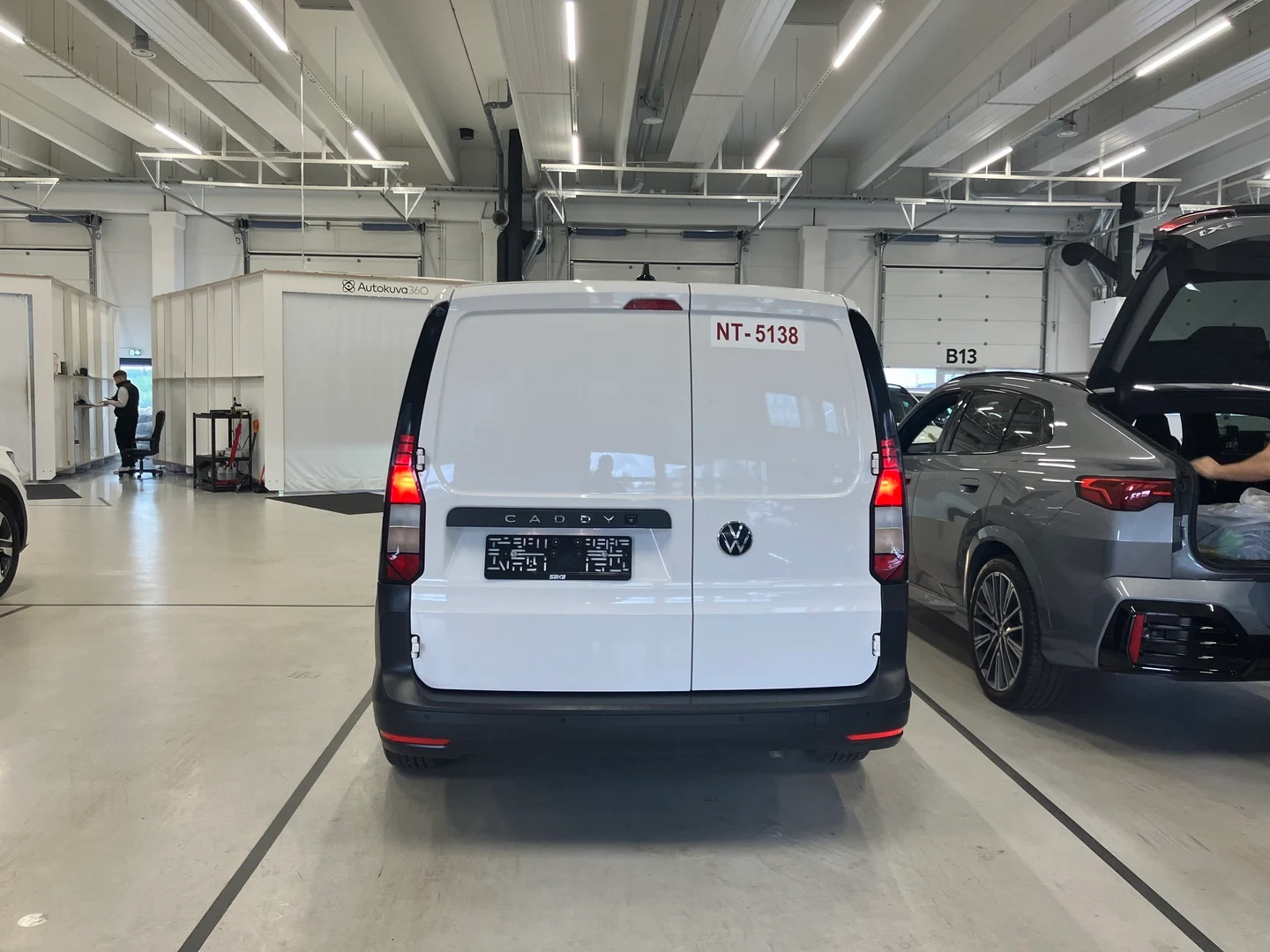 Car Image - 6lBYe9phoVmK3UWK1j0pR7