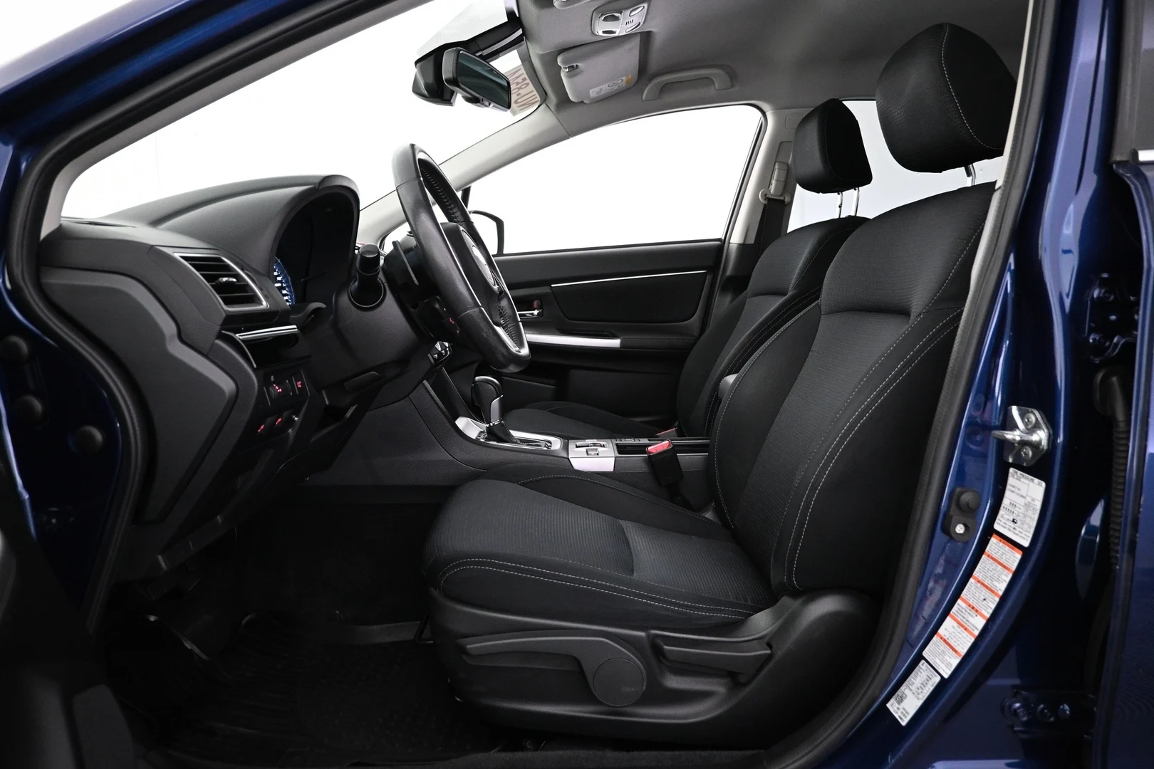 Car Image - SG2bAirrxJIwd48lUeTaB