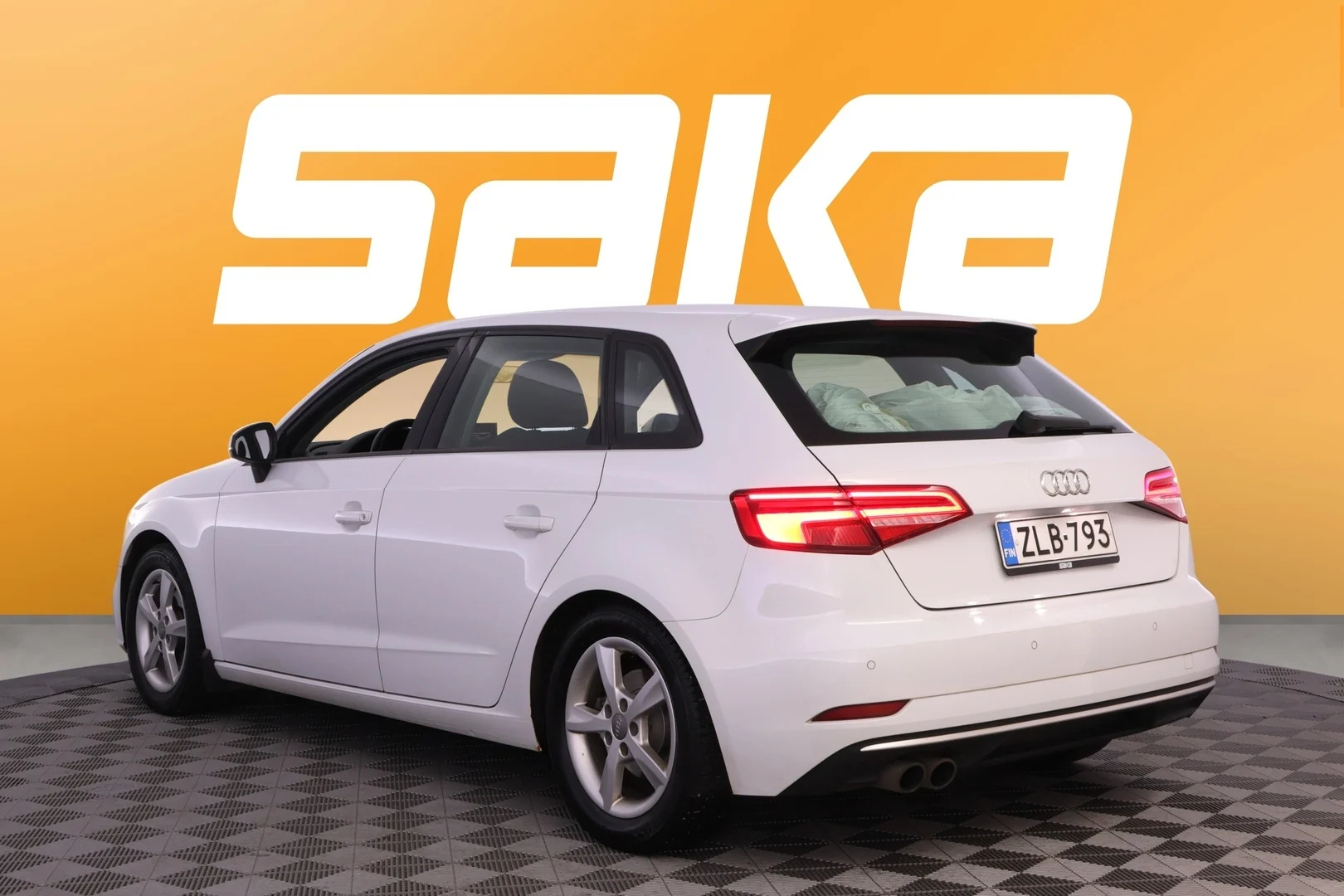 Car Image - 78IIM82vVBgsLxLSCsTKOQ