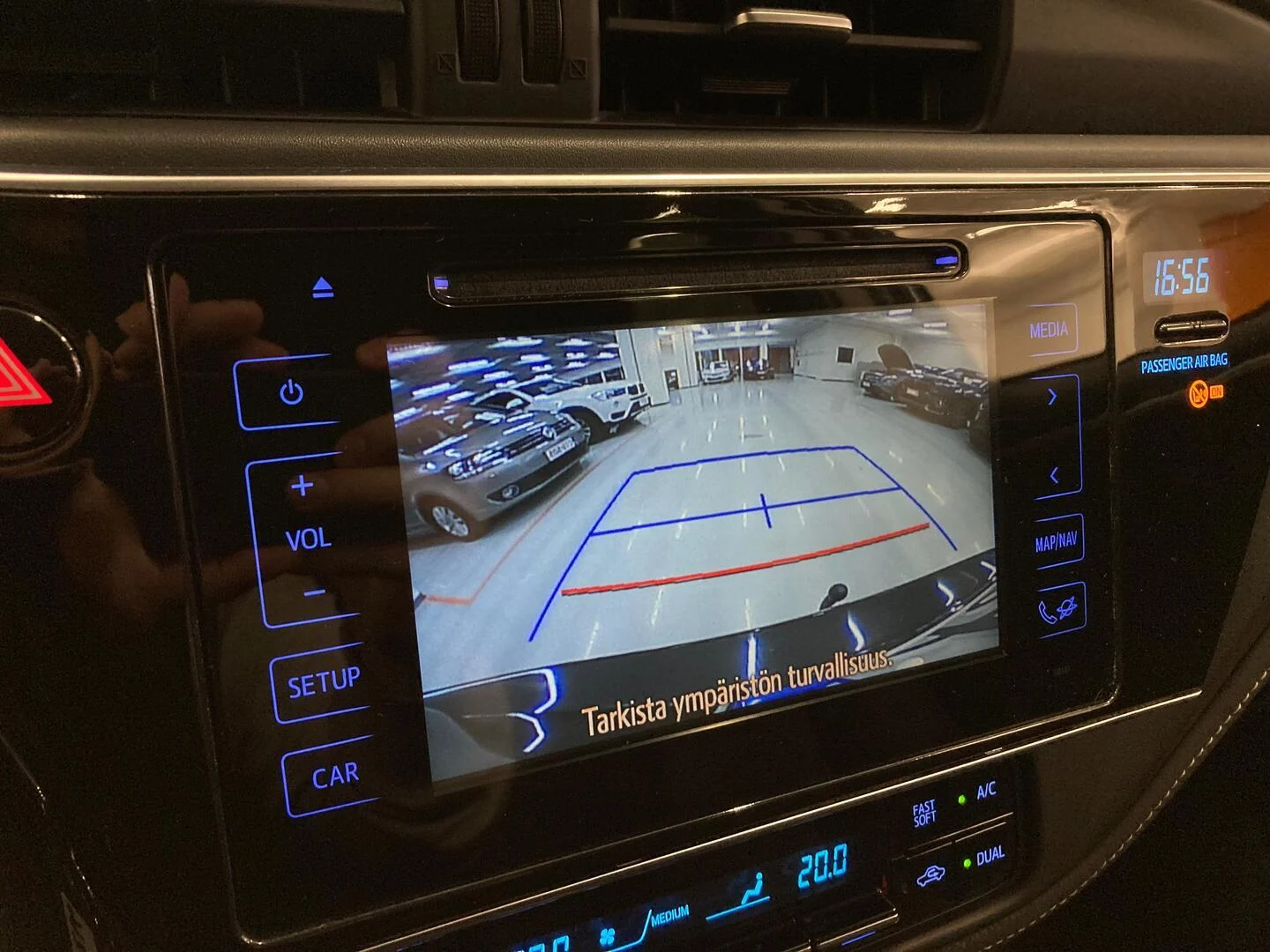 Car Image - 7tZRKjy1yja1fPXV8VzDLu