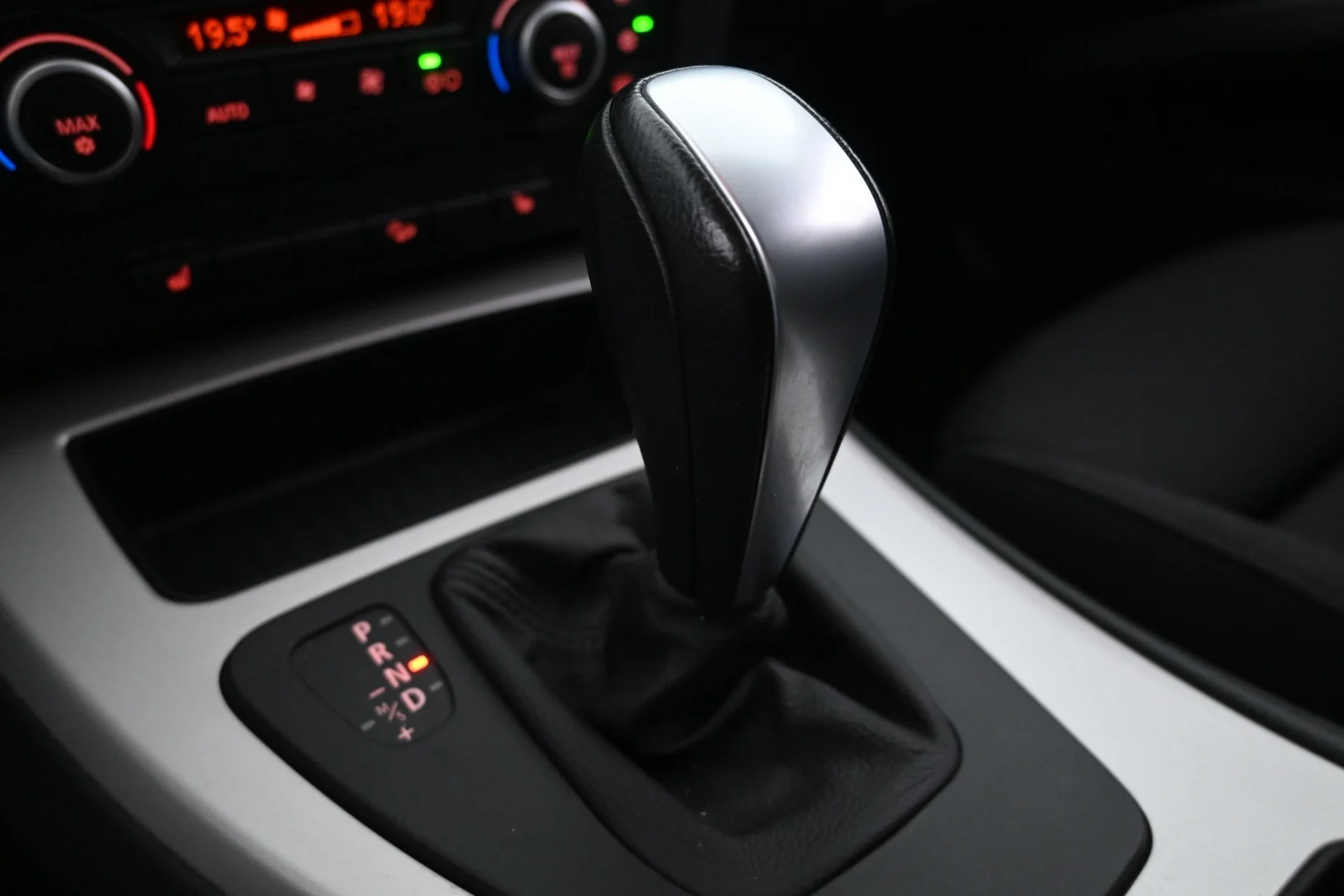 Car Image - jWvawT23Y8BiooU22xQDv