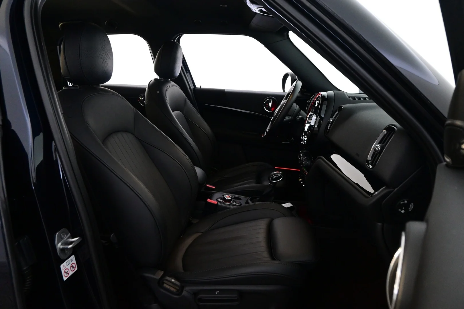 Car Image - 356o103FdQnNXInAAZi7QW