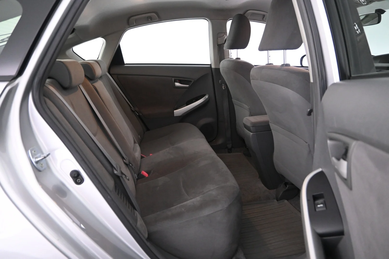 Car Image - 16Y1M7k3GdNaAiVqEKyetM