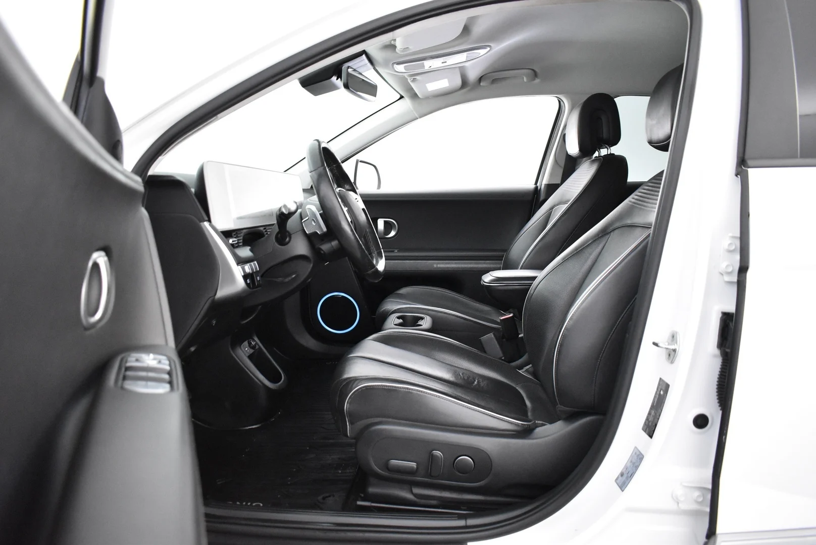 Car Image - 23sksTuB0nj7et6O7vlv6l