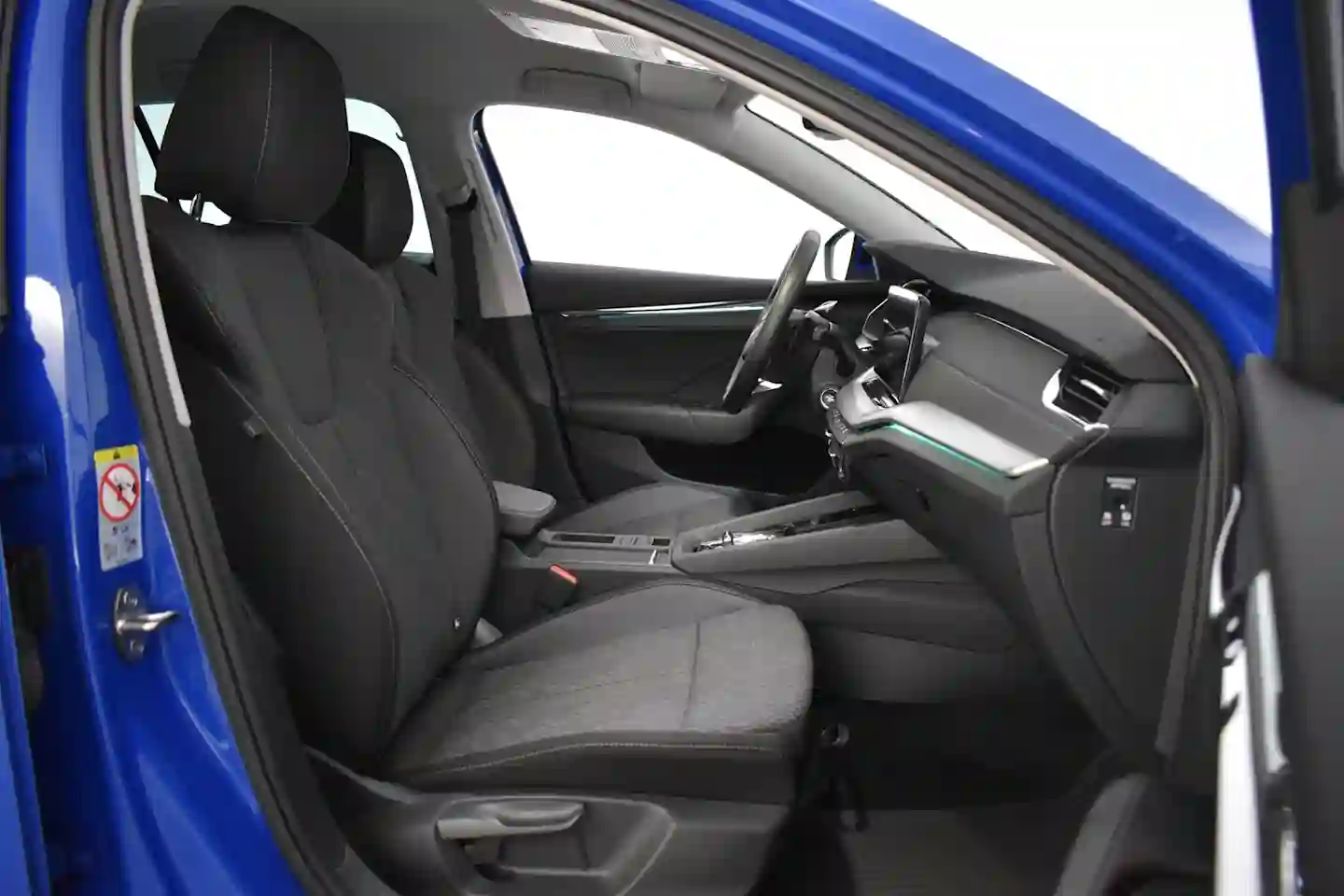 Car Image - 4Sikv2miem6Oo8Luqw4hWn