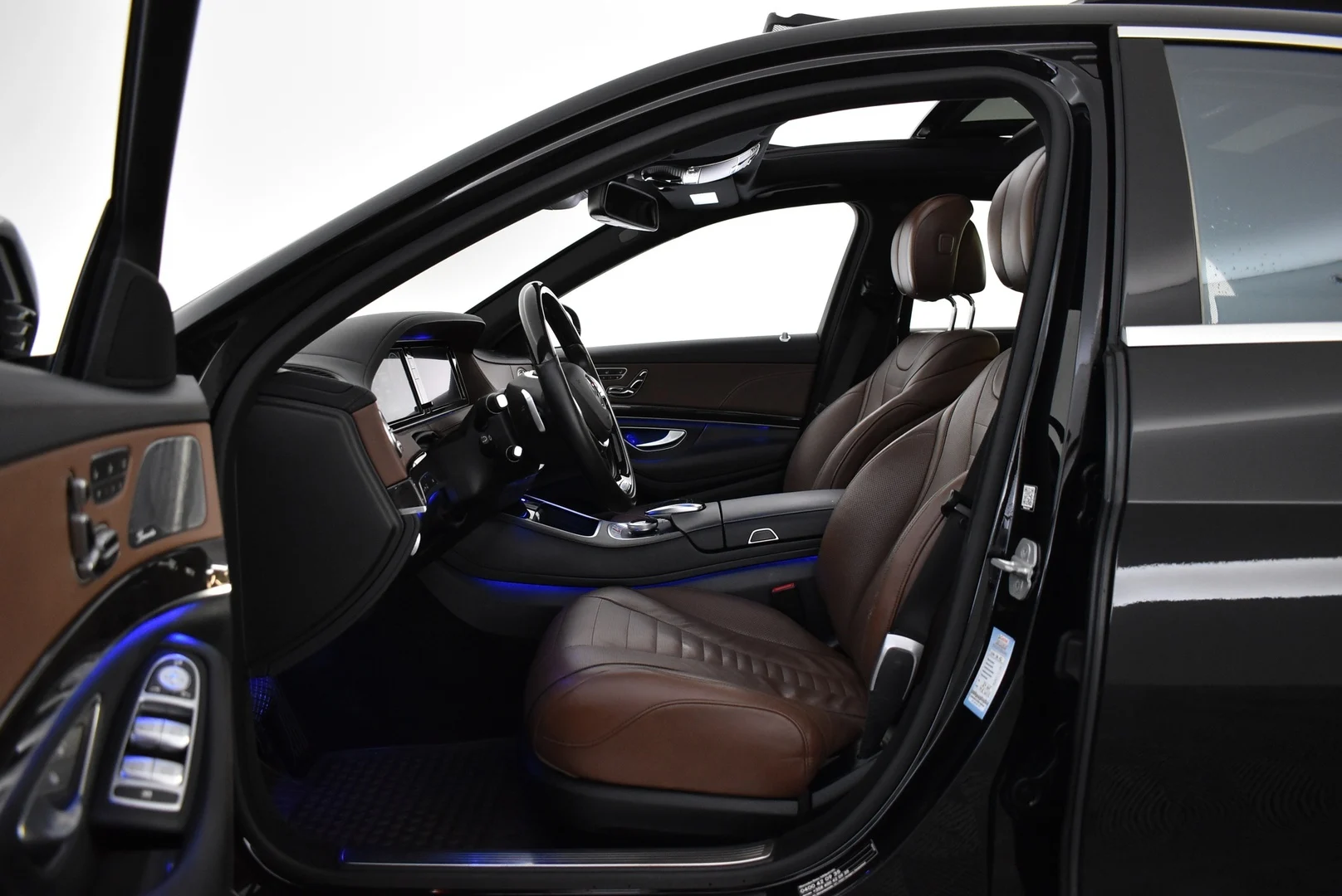 Car Image - 3w5m5XNrxrJYpU0y1IfDzY