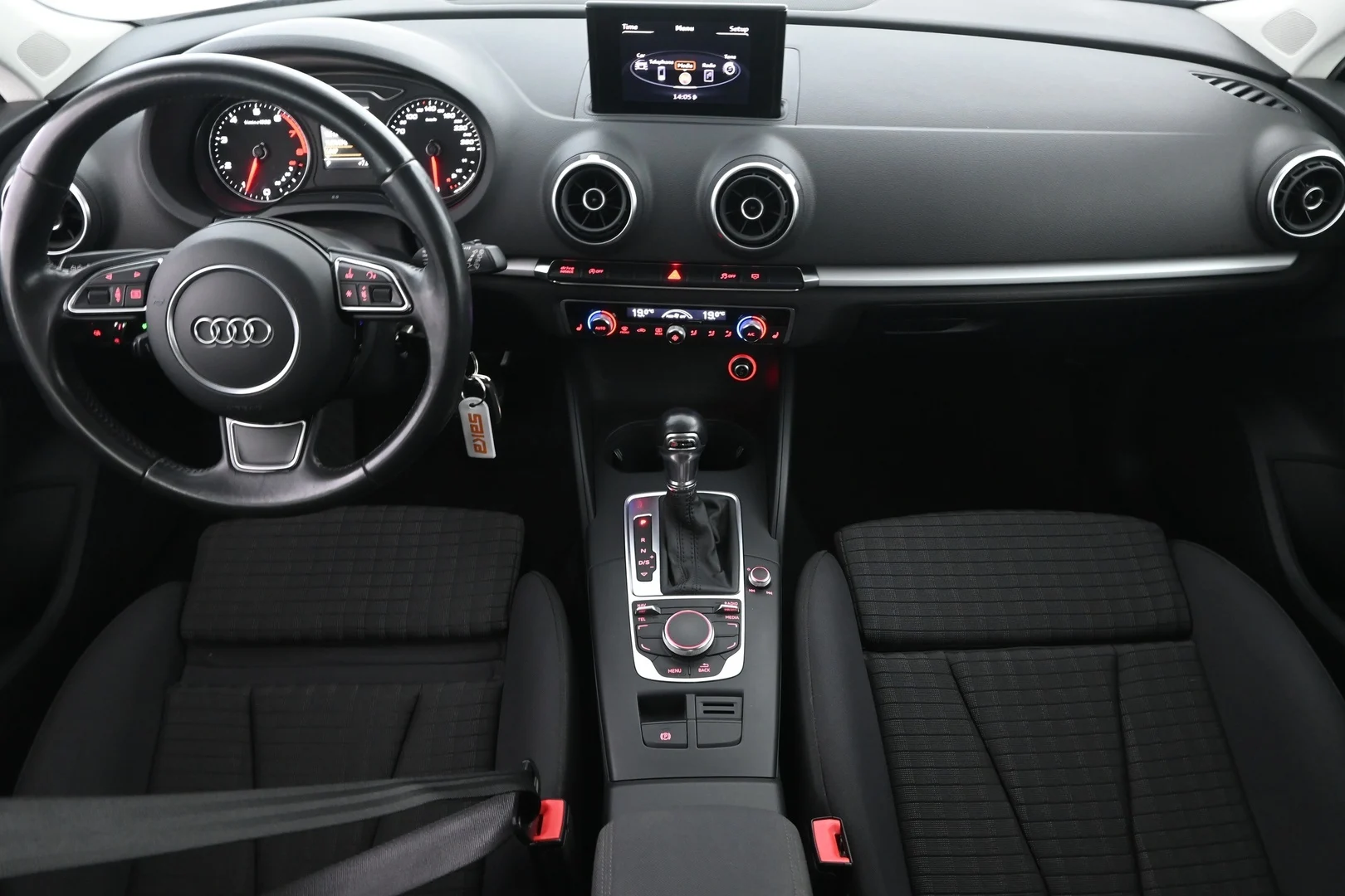 Car Image - 7s82IC5BigBD9gD3ONPBiT