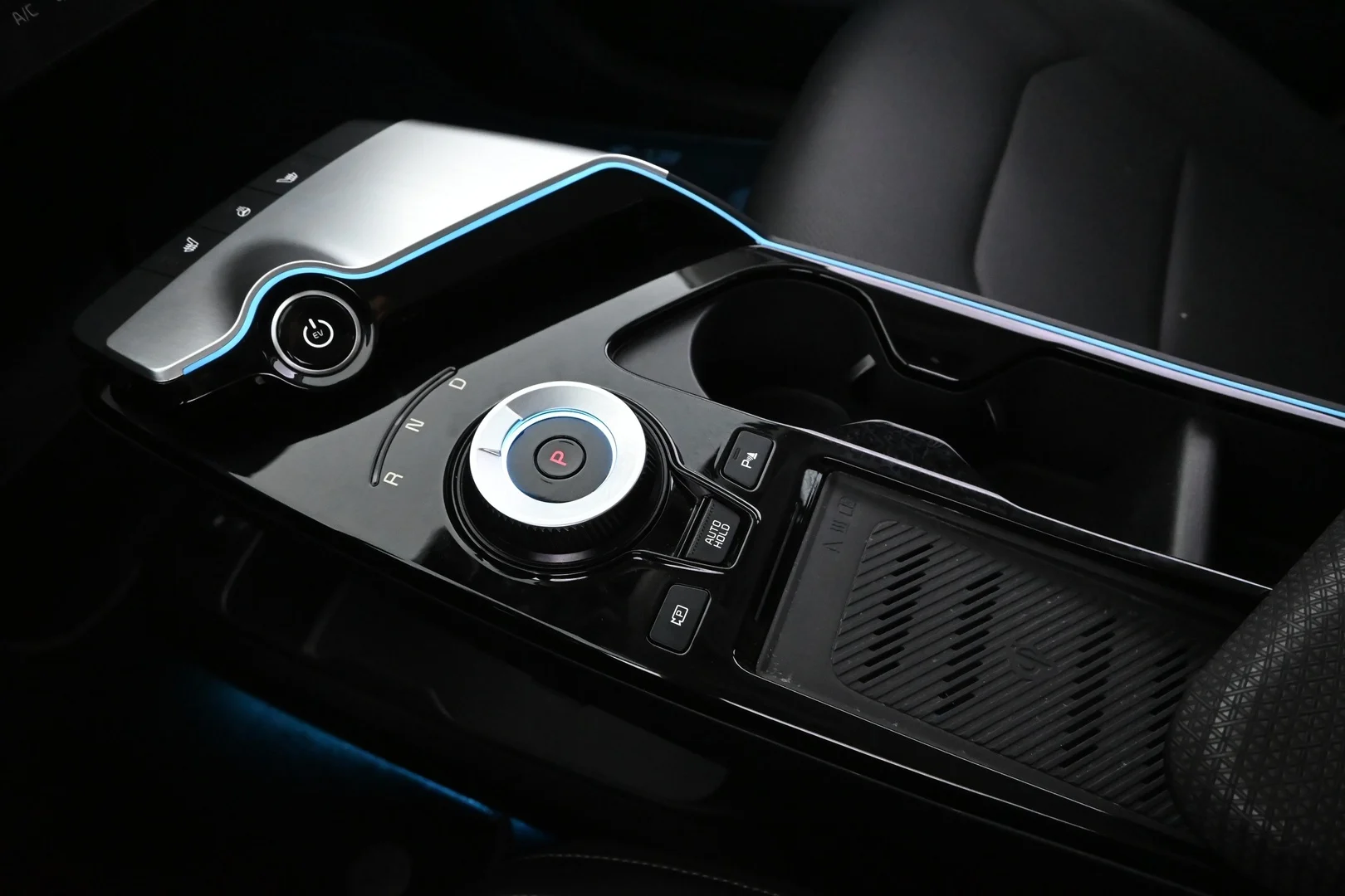 Car Image - 4q4lVleHhm9e7UNQAEmQlr