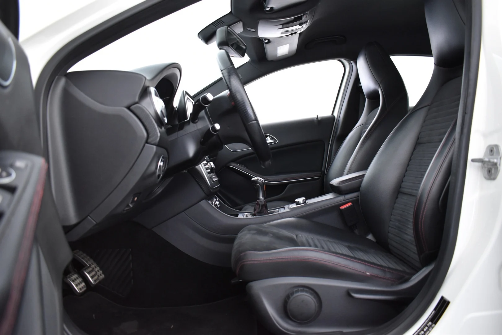 Car Image - 5mWBwxLvBokE5qA2UmRNis