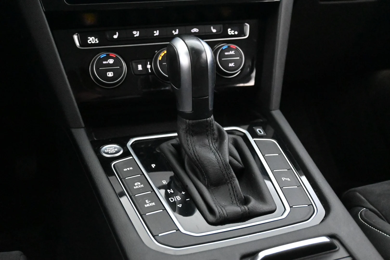 Car Image - 2jrc7XIlo9orceZEa7yOxJ