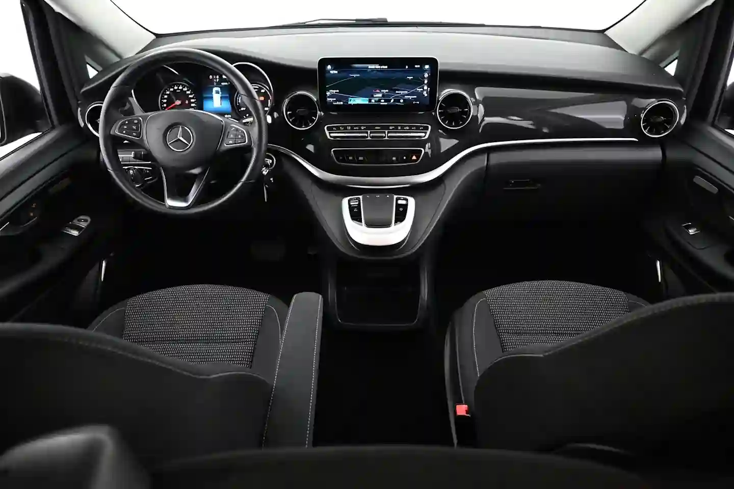 Car Image - 2wG2QD1PQkFrjMiN9UdJkV